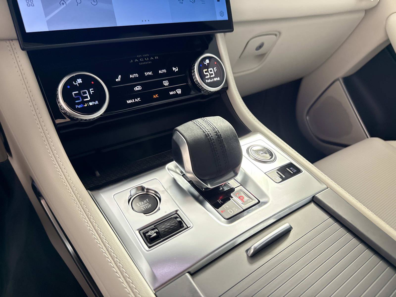 New 2026 Jaguar F-PACE R-Dynamic S AWD/4WD image 28