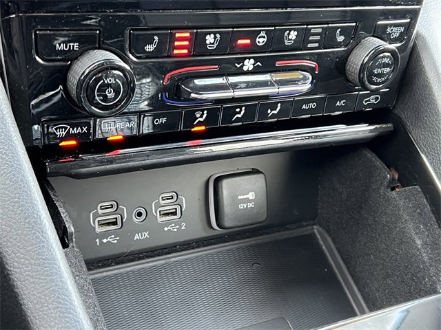 Used 2021 Jeep Grand Cherokee L Limited w/ Luxury Tech Group II image 31