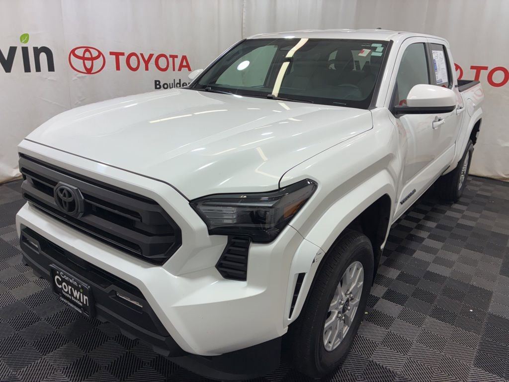 Used 2024 Toyota Tacoma SR5 AWD/4WD image 3