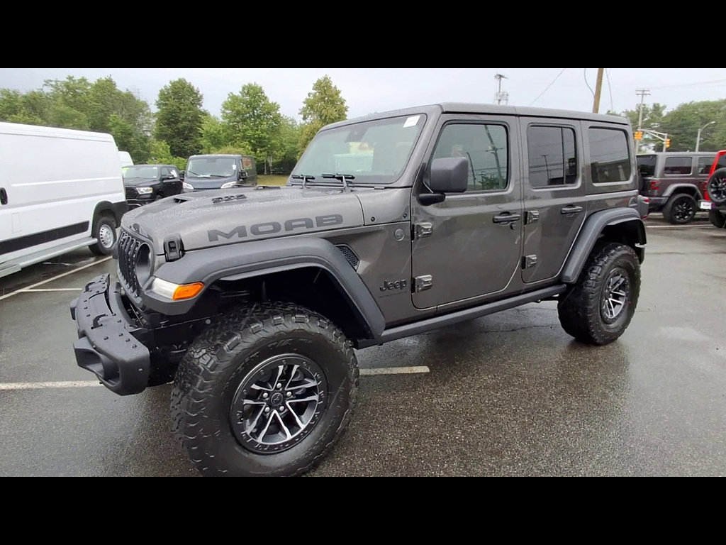 Used 2026 Jeep Wrangler Unlimited Rubicon 392 w/ Quick Order Package 27X Moab AWD/4WD image 4