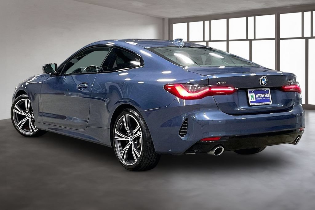 Used 2022 BMW 430i xDrive Coupe w/ Convenience Package AWD/4WD image 4