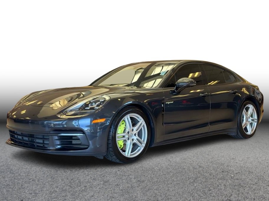 Used 2018 Porsche Panamera 4 AWD/4WD image 1