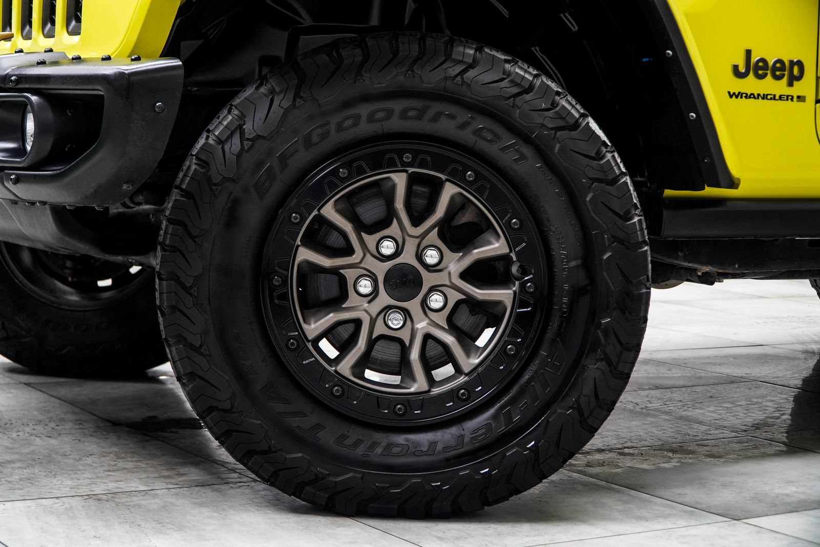 Used 2023 Jeep Wrangler Unlimited Rubicon 392 w/ Trailer Tow Package AWD/4WD image 3