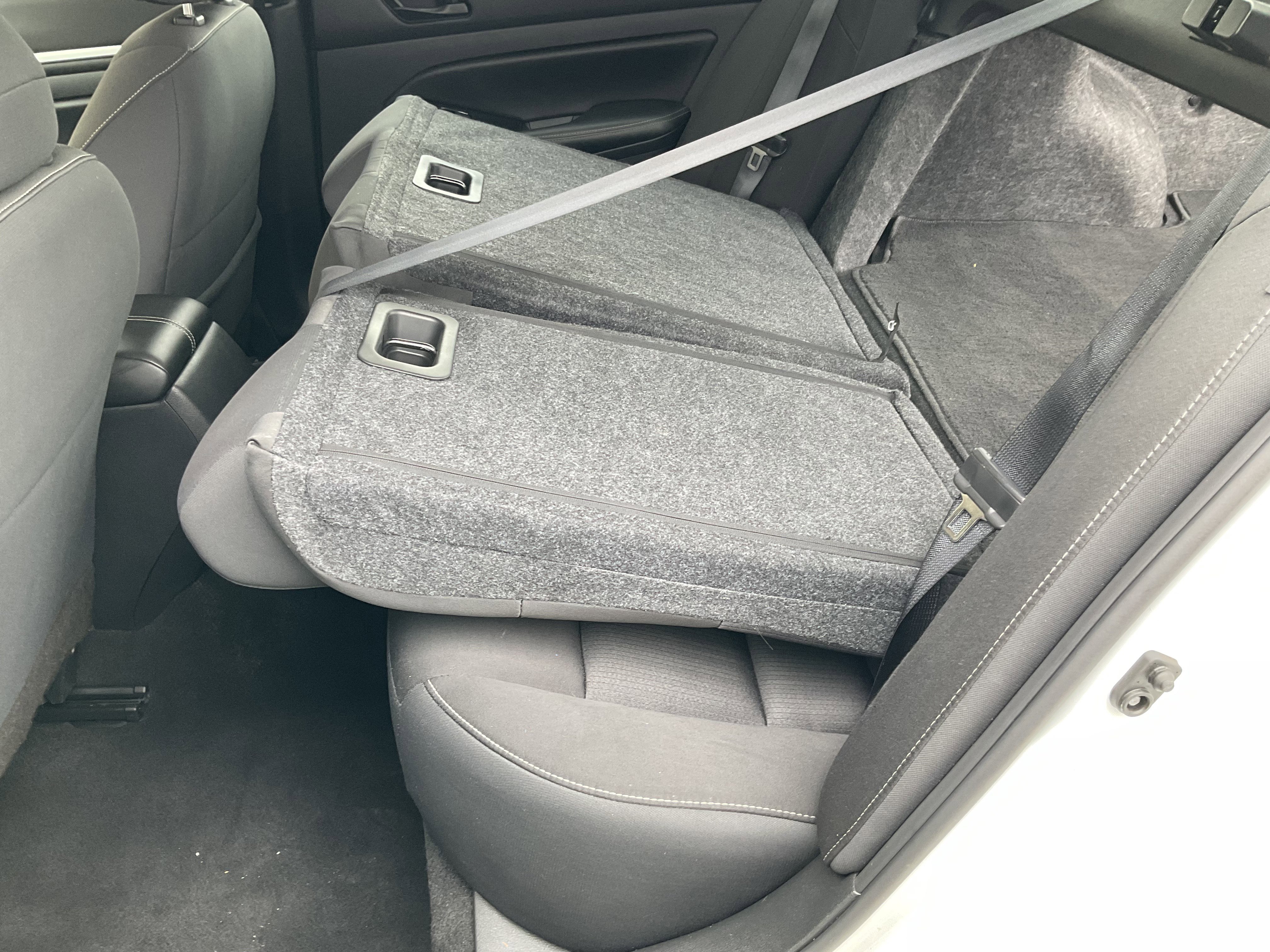 Used 2023 Nissan Altima 2.5 SV w/ SV Premium Package image 39