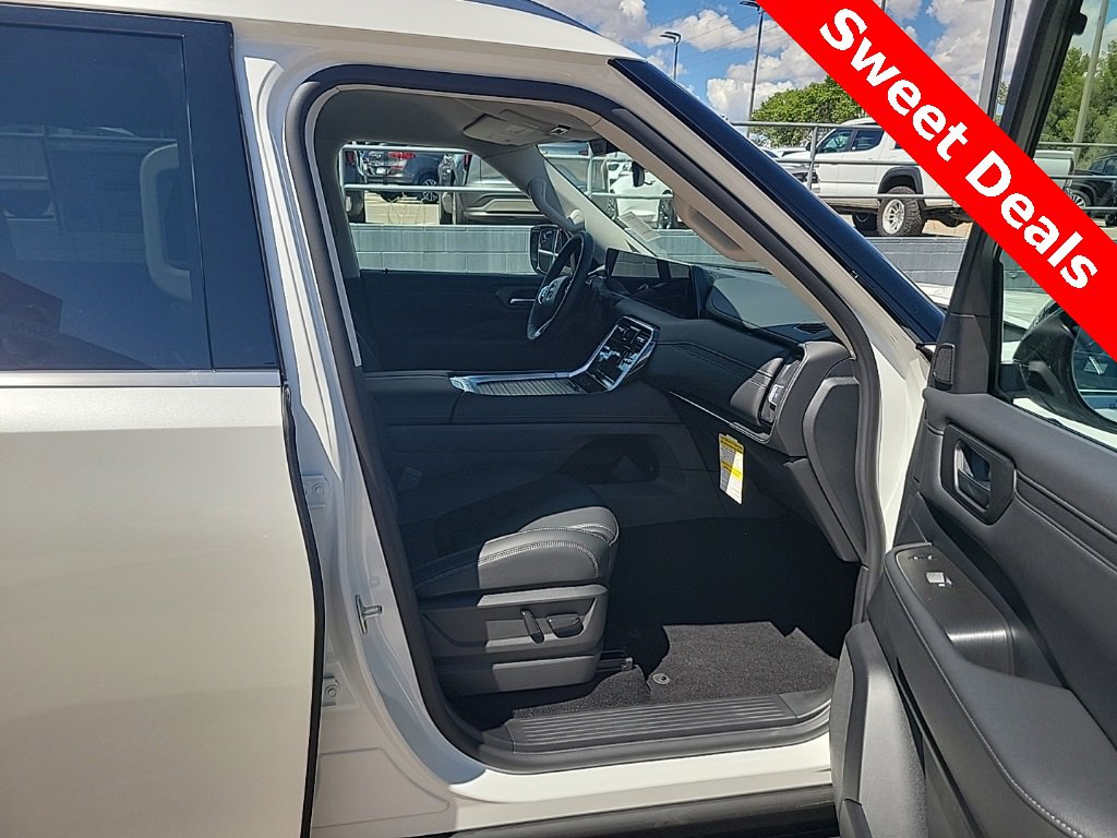 New 2026 Nissan Armada SV image 16