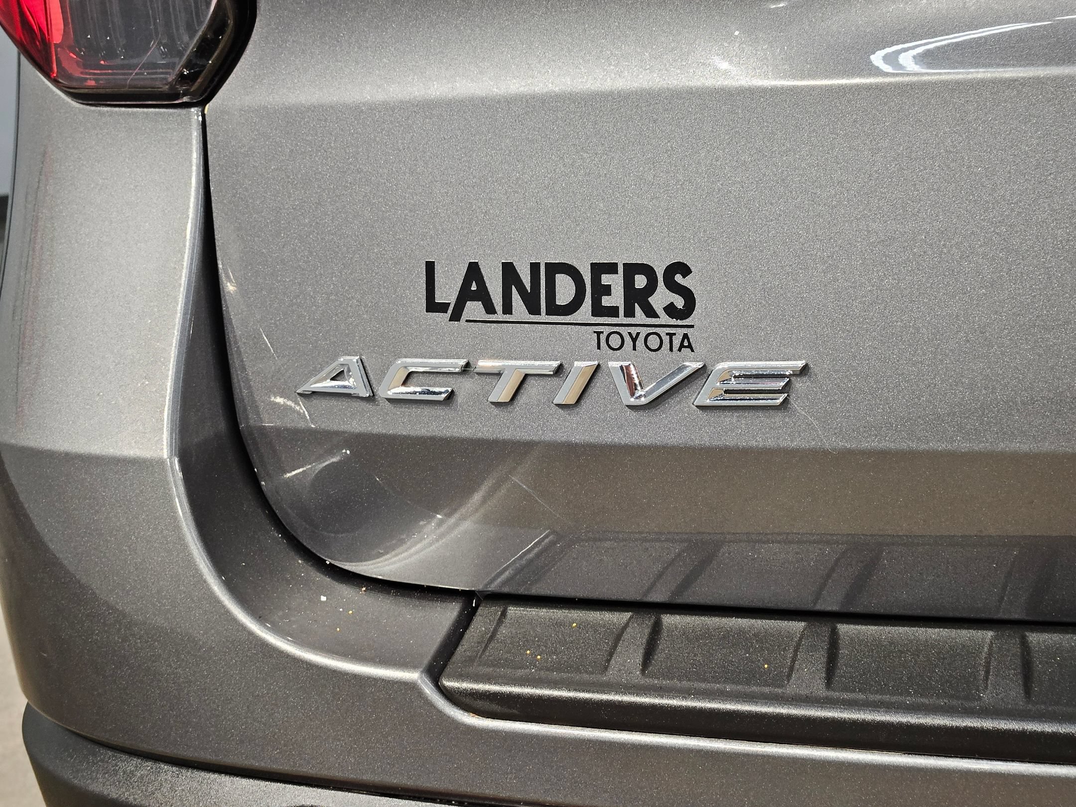 Used 2025 Ford Explorer Active w/ Active Comfort Package AWD/4WD image 40