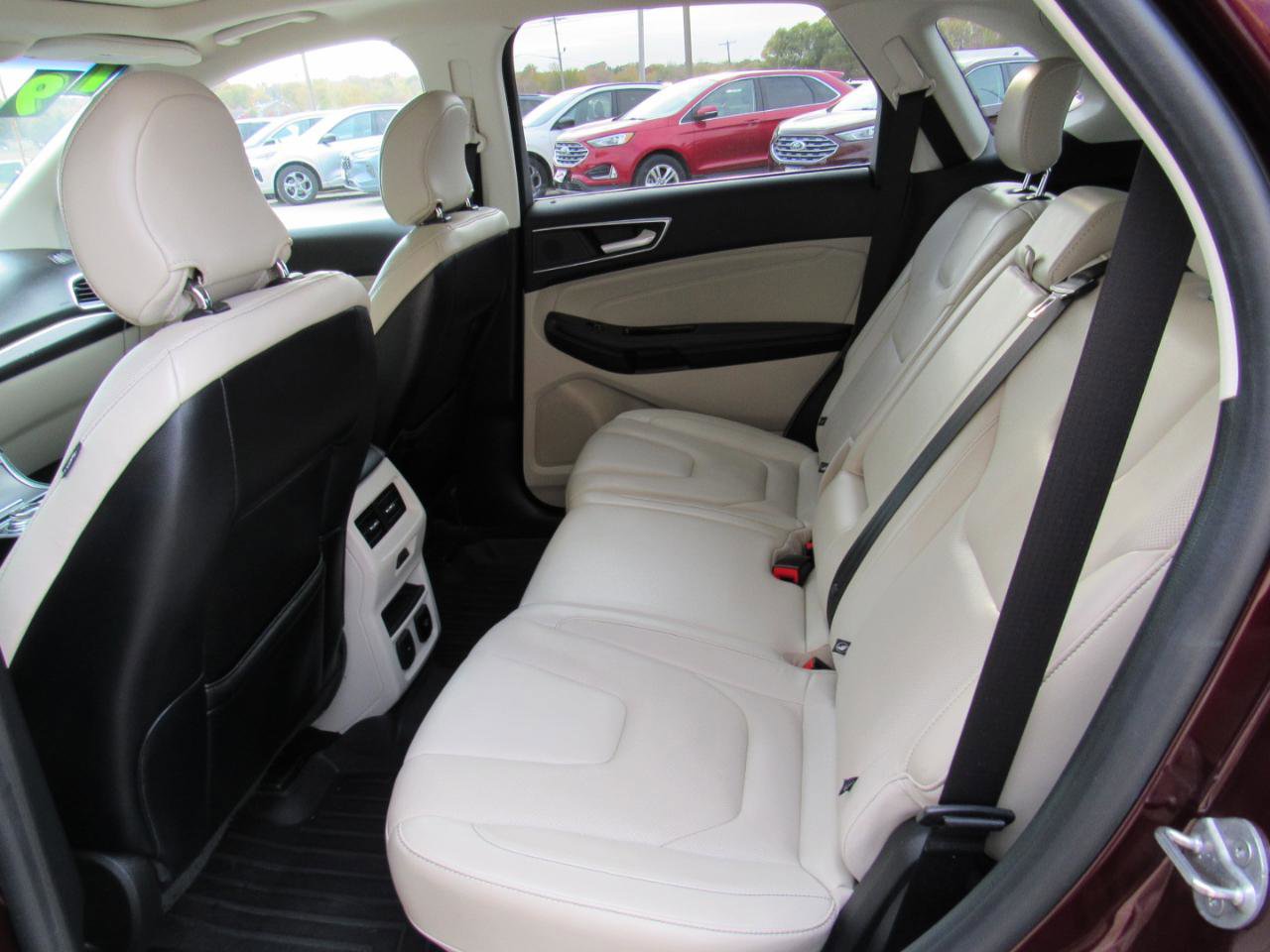 Used 2019 Ford Edge Titanium w/ Equipment Group 301A image 33