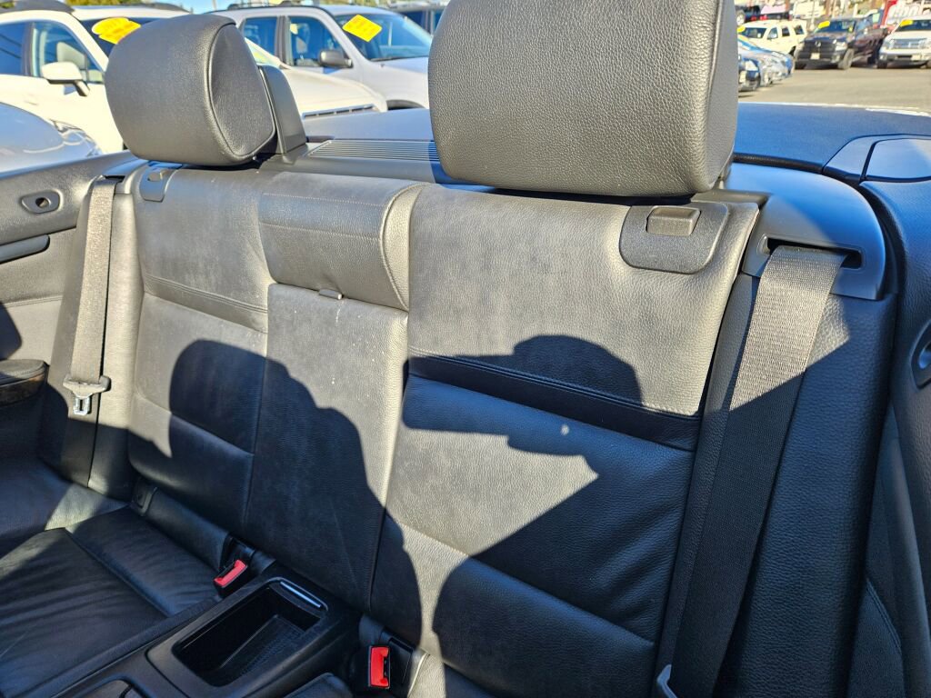 Used 2009 BMW 328i Convertible image 14