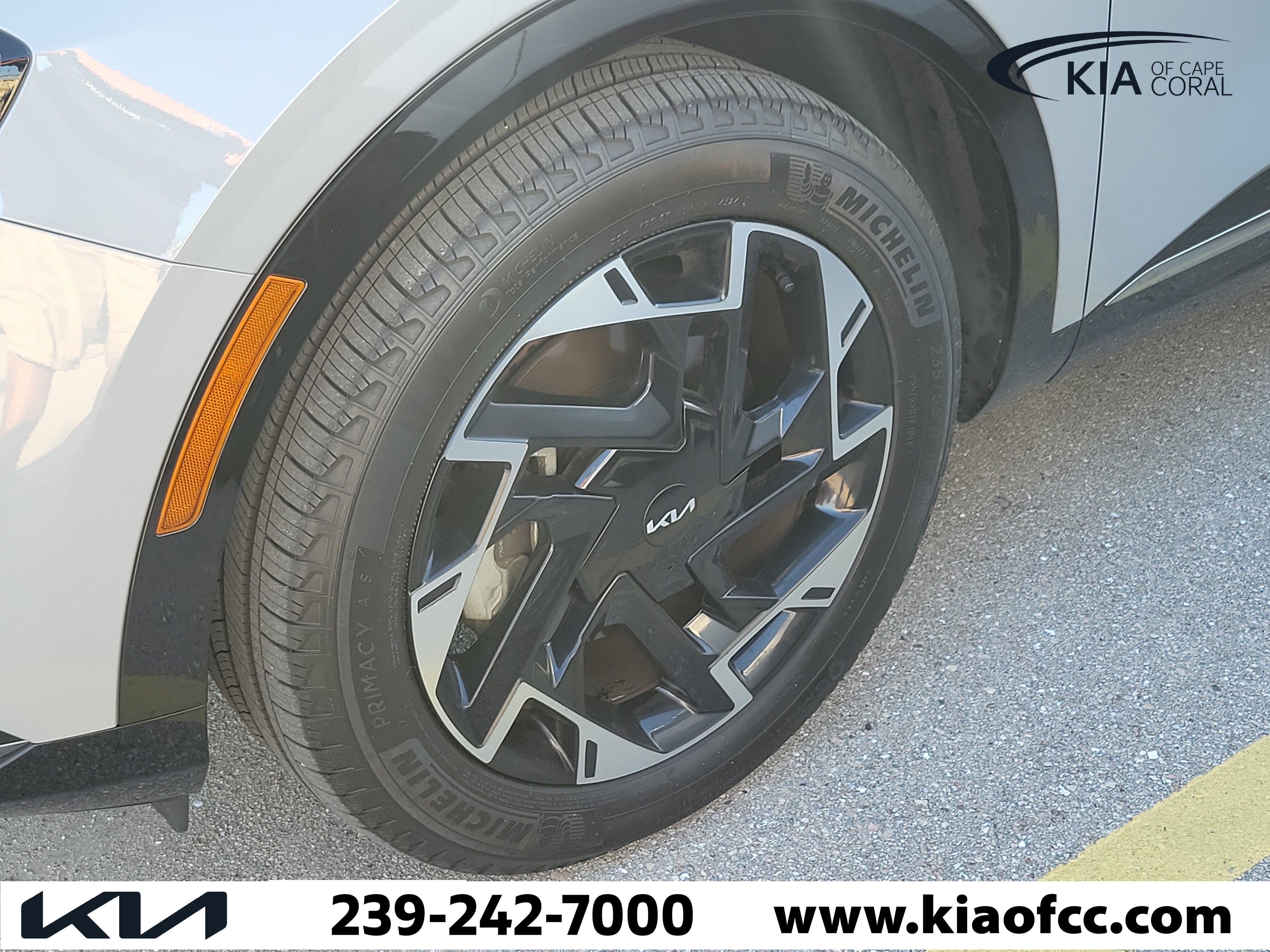 Certified 2025 Kia Sportage SX image 7
