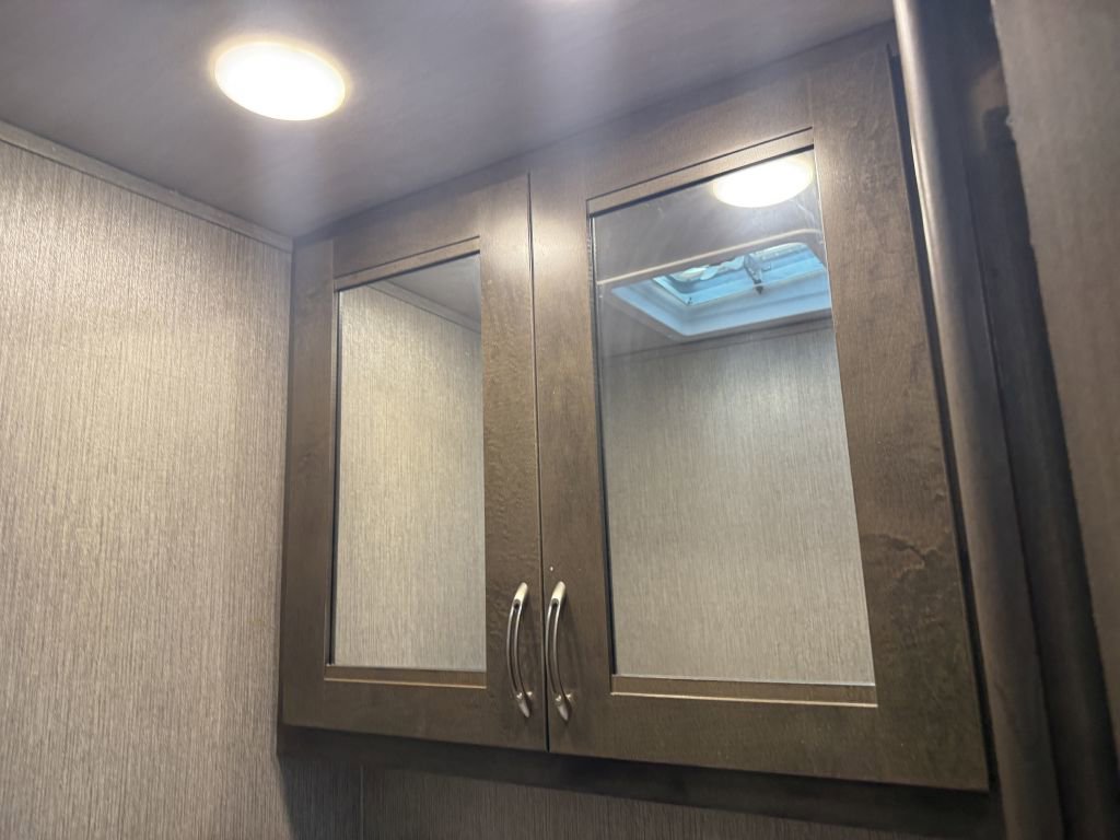 Used 2023 Ford E-450 and Econoline 450 Super Duty w/ Motorhome Prep Package image 64