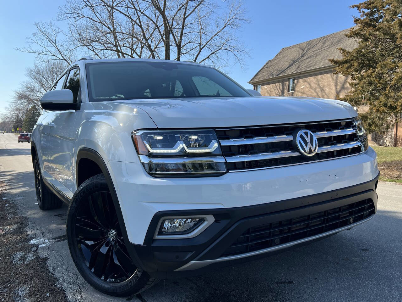 Used 2019 Volkswagen Atlas SEL image 1