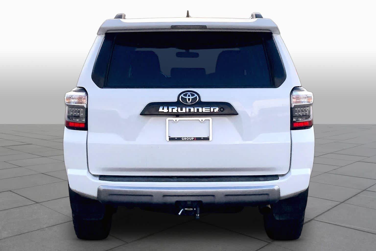 Used 2016 Toyota 4Runner Trail AWD/4WD image 5