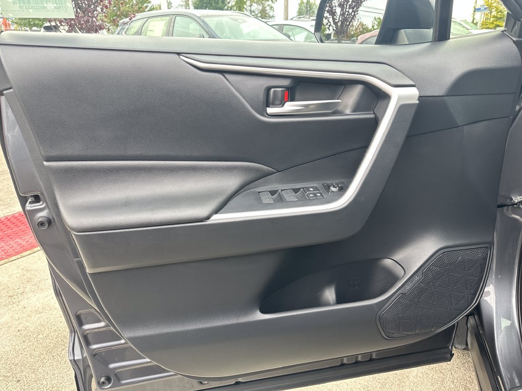 Certified 2025 Toyota RAV4 SE w/ Weather & Moonroof Package AWD/4WD image 11