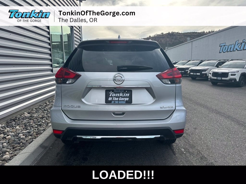 Used 2018 Nissan Rogue SL w/ Premium Package AWD/4WD image 8