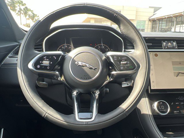 New 2026 Jaguar F-PACE R-Dynamic S image 35