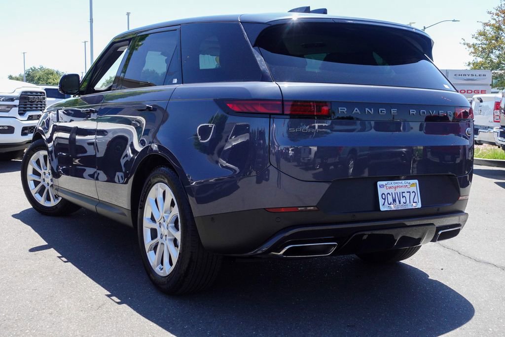 Used 2023 Land Rover Range Rover Sport SE image 10