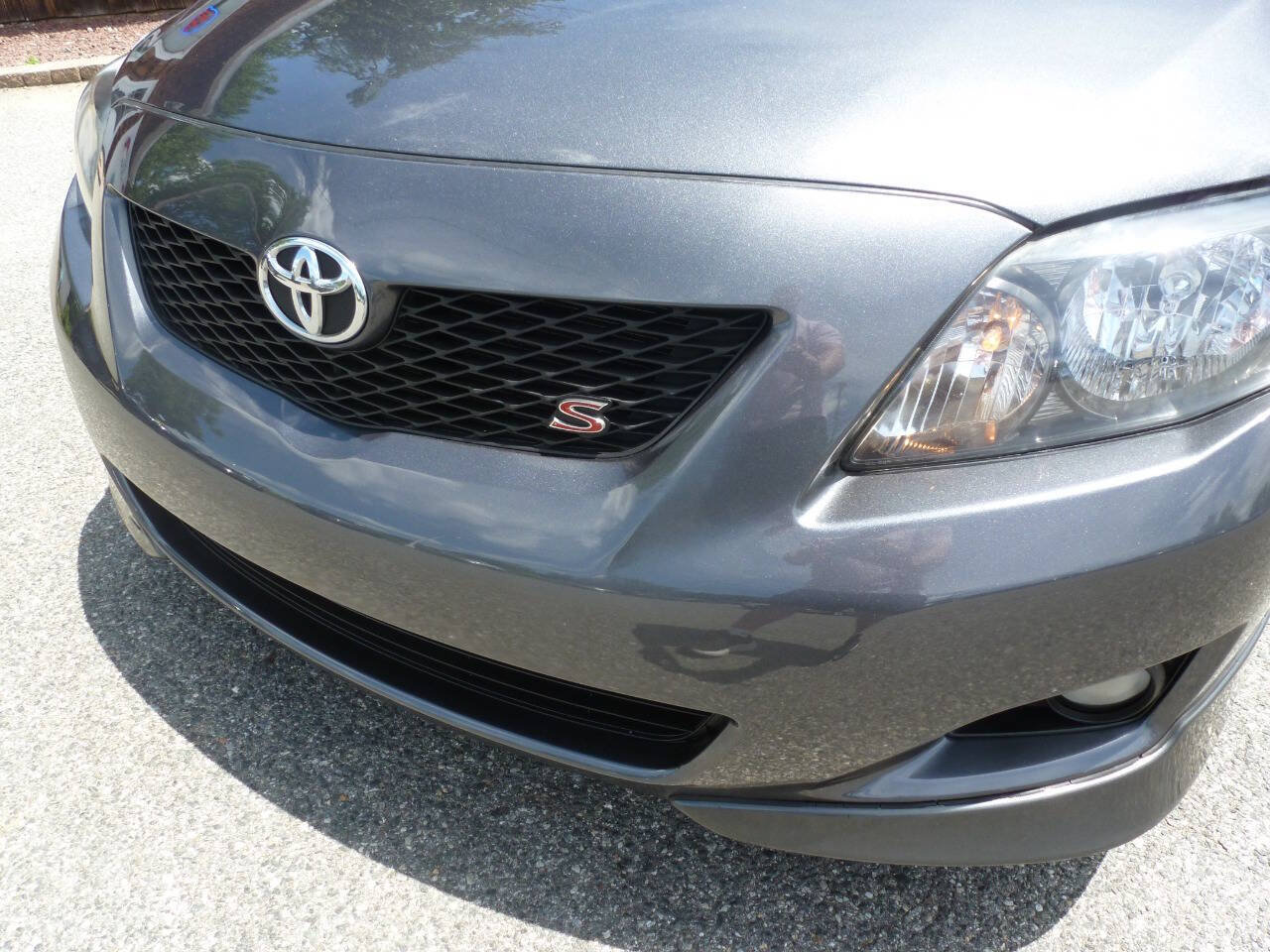 Used 2010 Toyota Corolla S FWD image 3