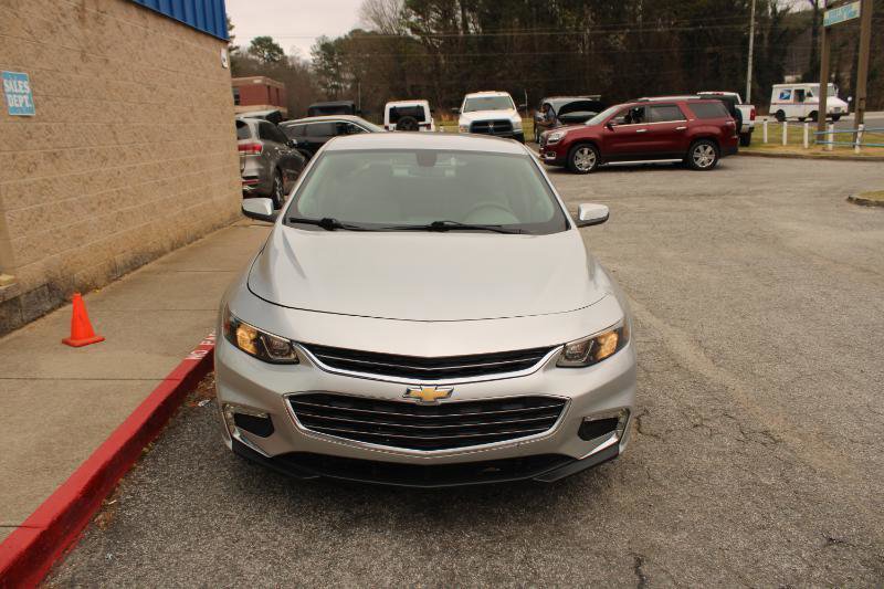 Used 2016 Chevrolet Malibu LT image 2
