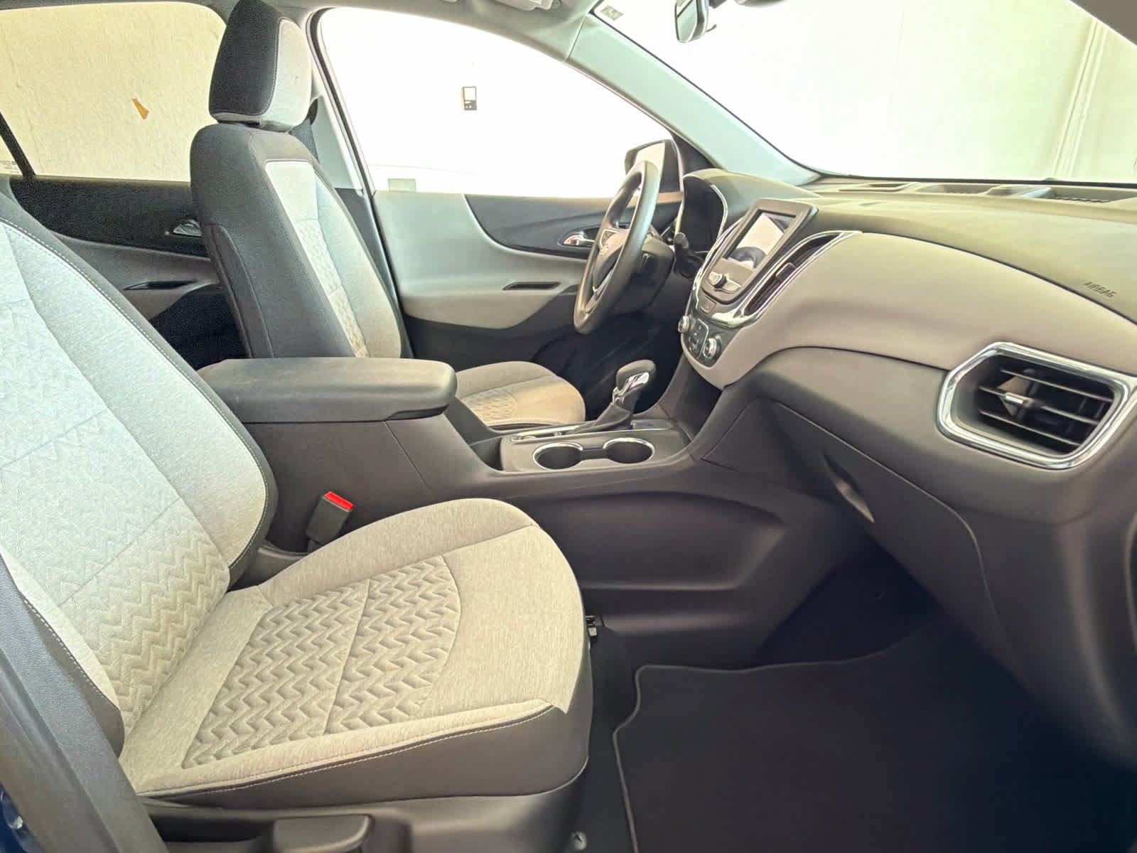 Used 2023 Chevrolet Equinox LS w/ LS Convenience Package FWD image 22