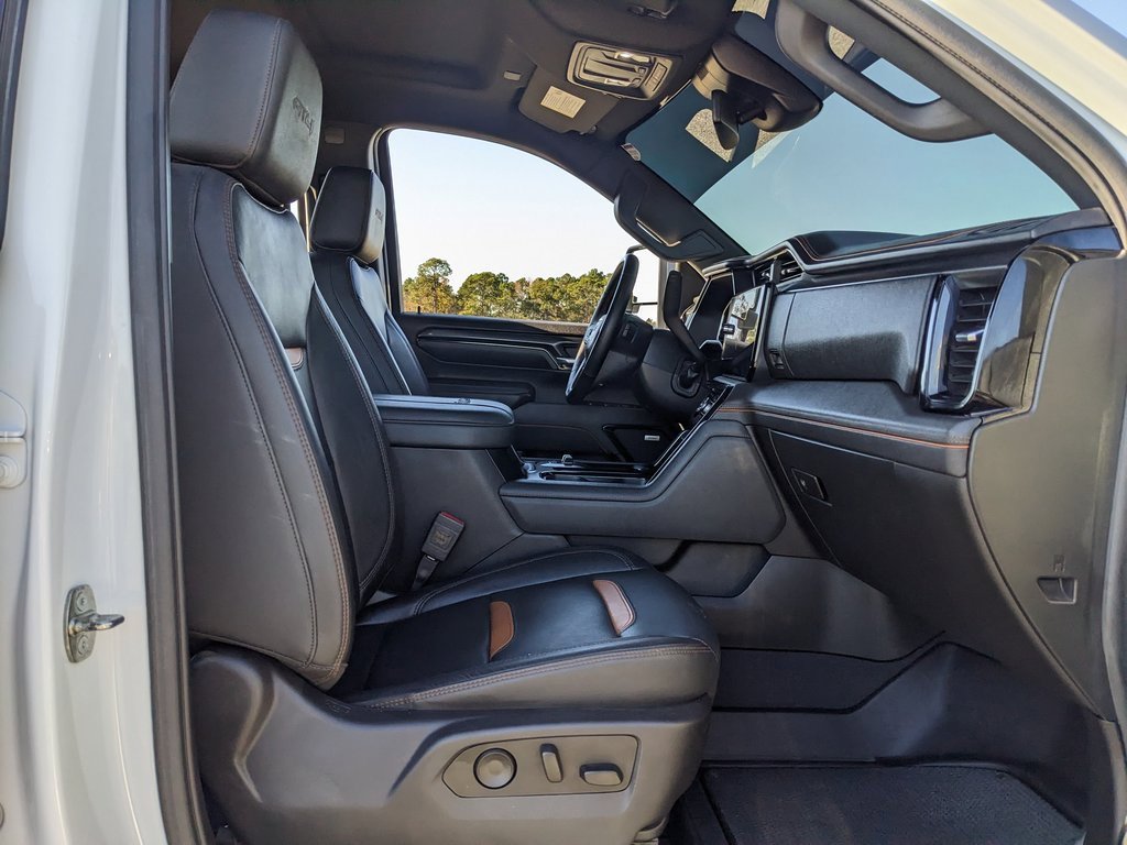 Used 2024 GMC Sierra 2500 AT4 image 49