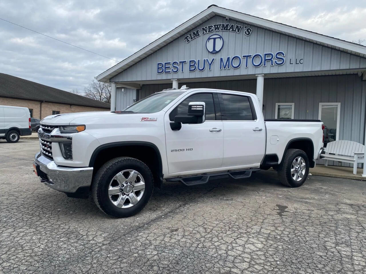 Used 2020 Chevrolet Silverado 2500 LTZ w/ LTZ Premium Package image 37