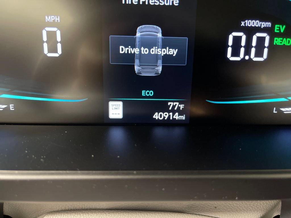 Certified 2026 Hyundai Elantra Hybrid FWD image 21