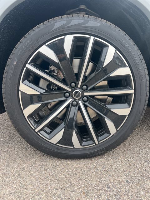 New 2026 Volvo XC90 T8 Plus w/ Protection Package Premier AWD/4WD image 35