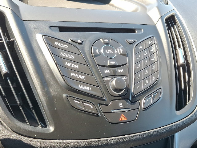 Used 2016 Ford Escape SE w/ SE Leather Comfort Package FWD image 17