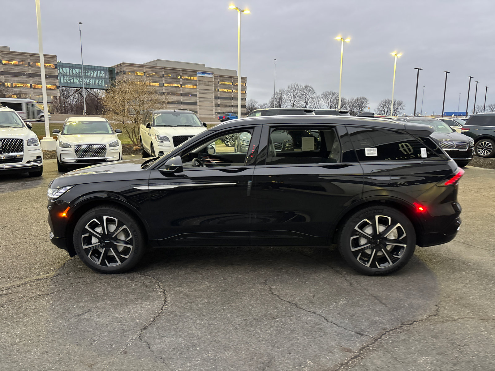 New 2026 Lincoln Nautilus Reserve image 4