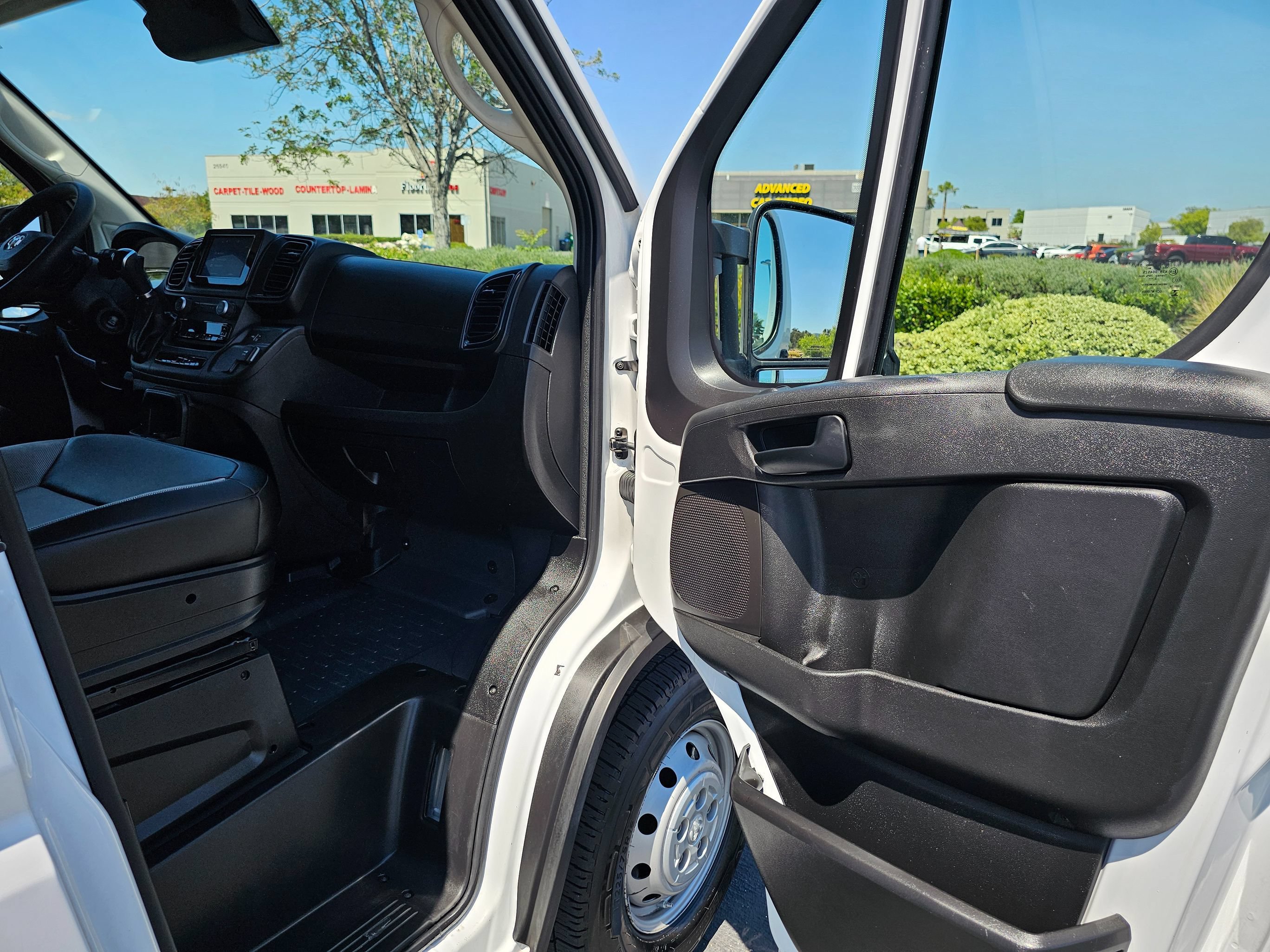 Used 2023 RAM ProMaster 3500 FWD image 21