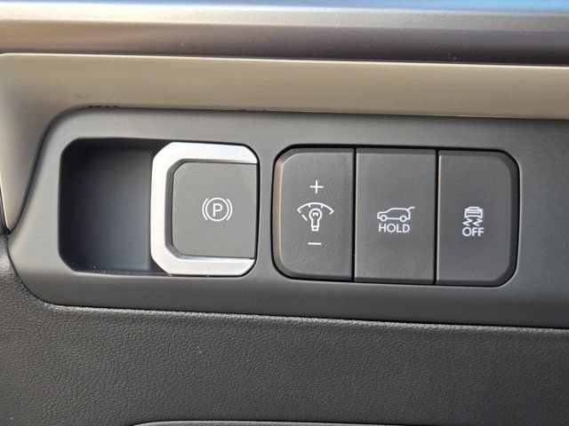 Certified 2025 Hyundai Santa Fe SE FWD image 22