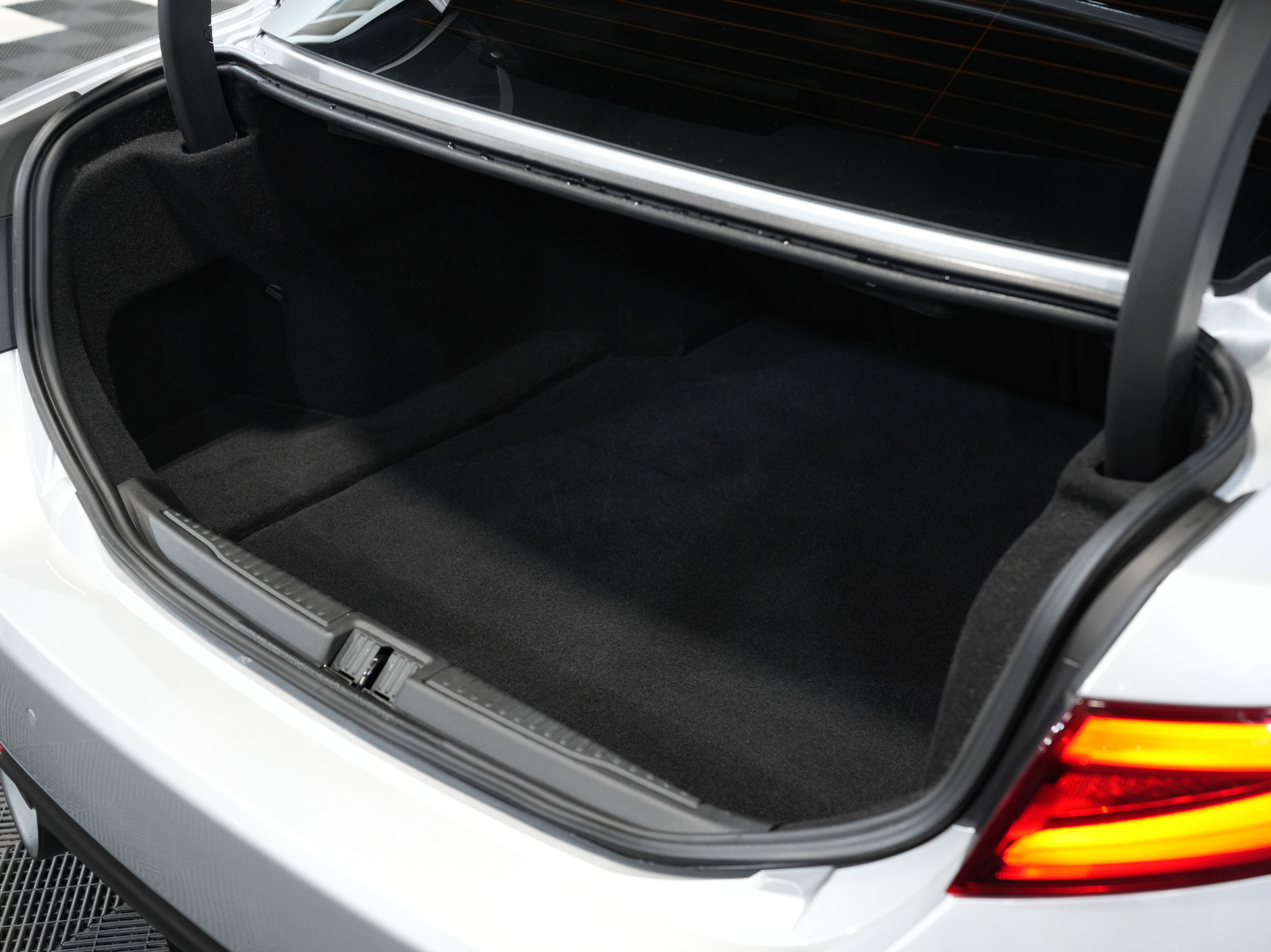 Used 2020 Alfa Romeo Giulia Quadrifoglio w/ Nero Edizione image 59