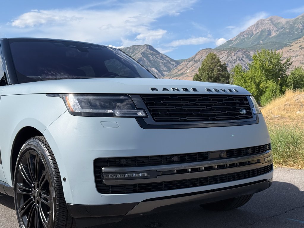 Used 2023 Land Rover Range Rover SE AWD/4WD image 16