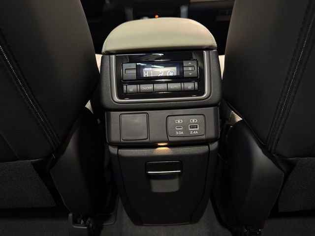New 2026 Subaru Ascent Limited image 32
