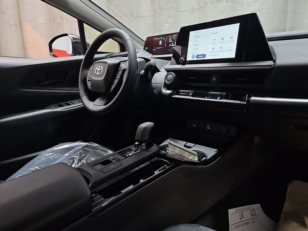New 2026 Toyota Prius LE image 25