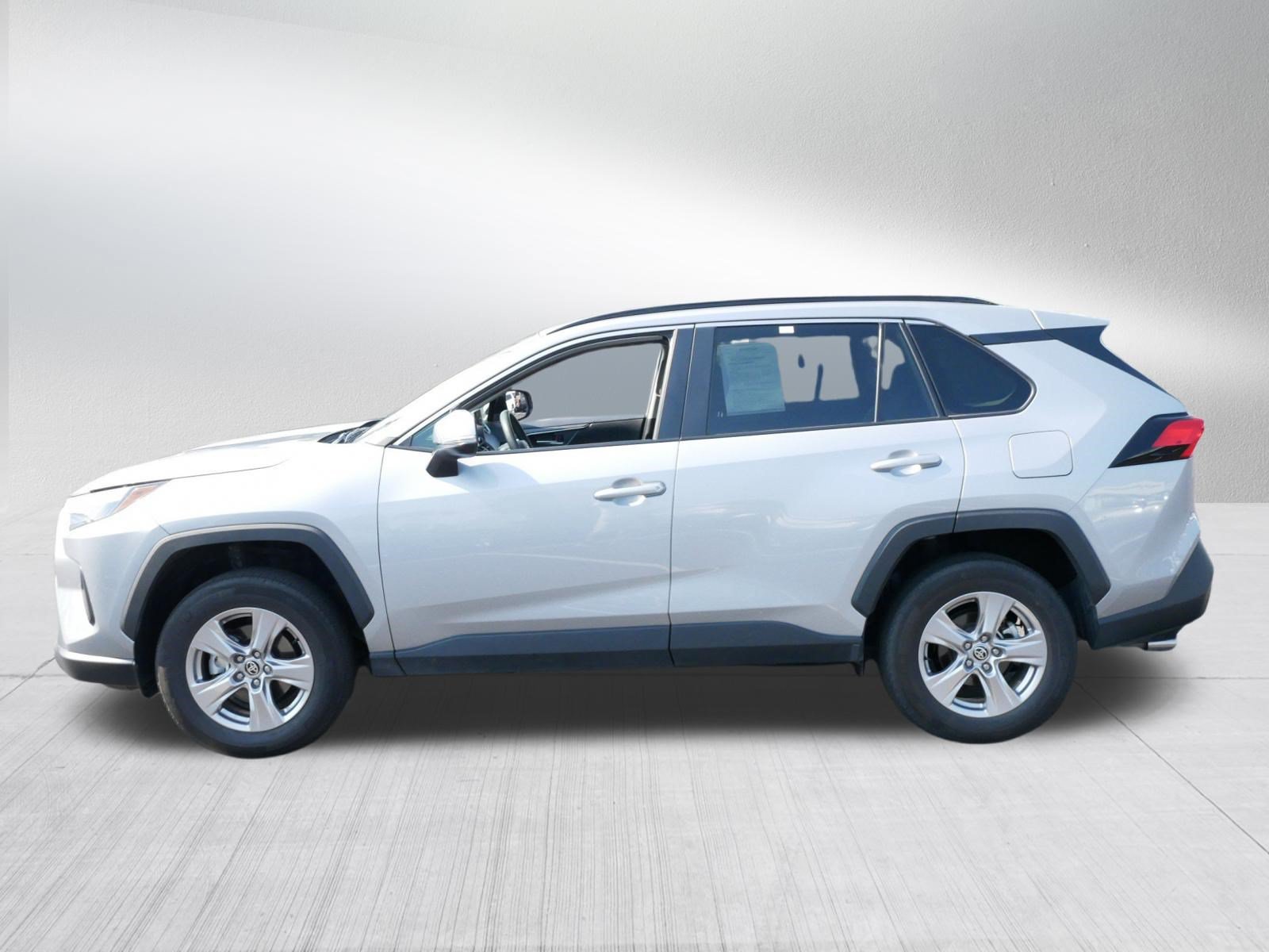 Certified 2025 Toyota RAV4 XLE AWD/4WD image 4