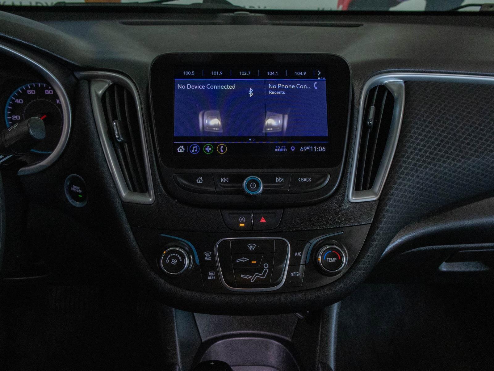 Used 2020 Chevrolet Malibu LS w/ LPO, Convenience Package 2 image 4