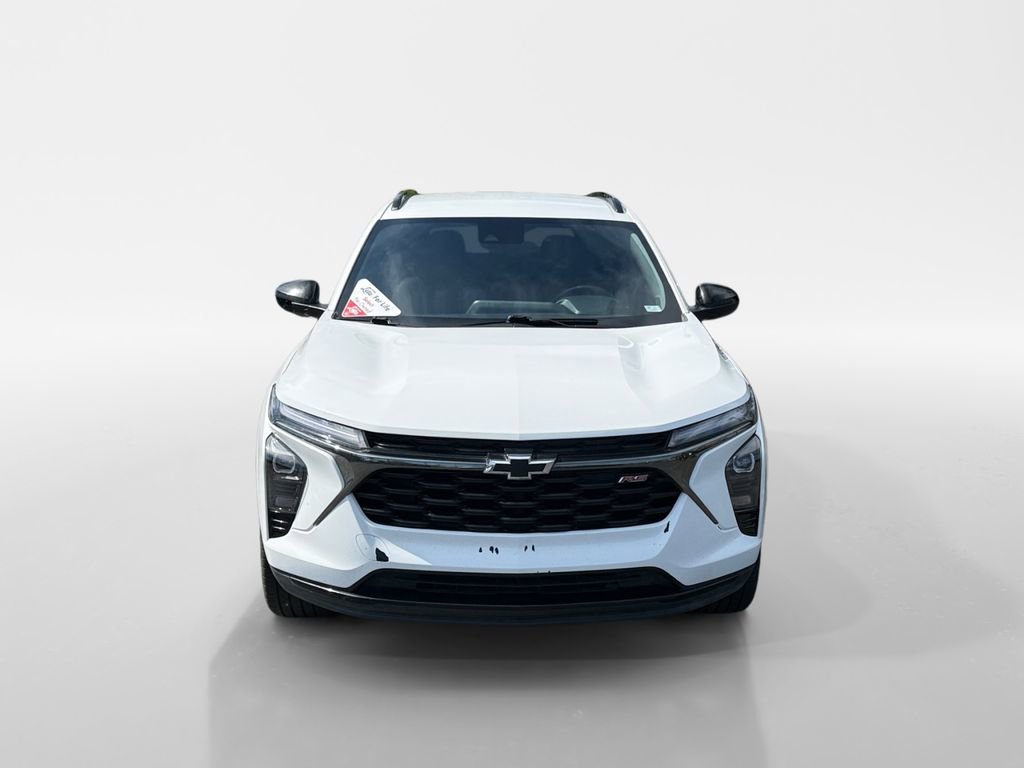 Used 2024 Chevrolet Trax RS w/ Driver Confidence Package image 8