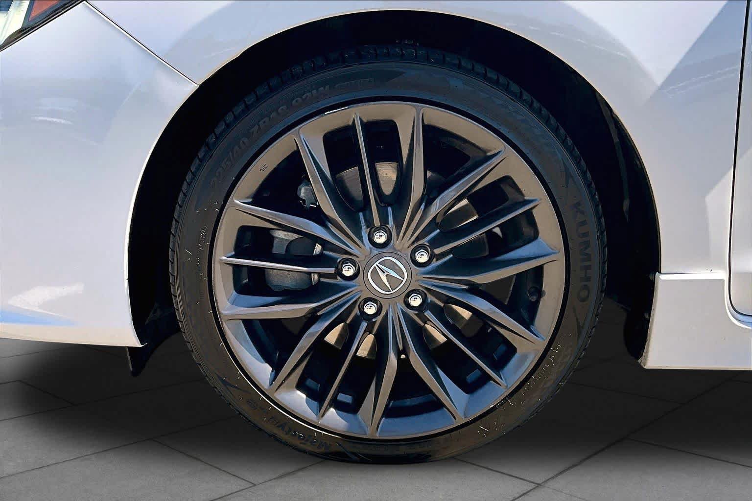 Used 2021 Acura ILX w/ Premium & A-SPEC Package FWD image 10