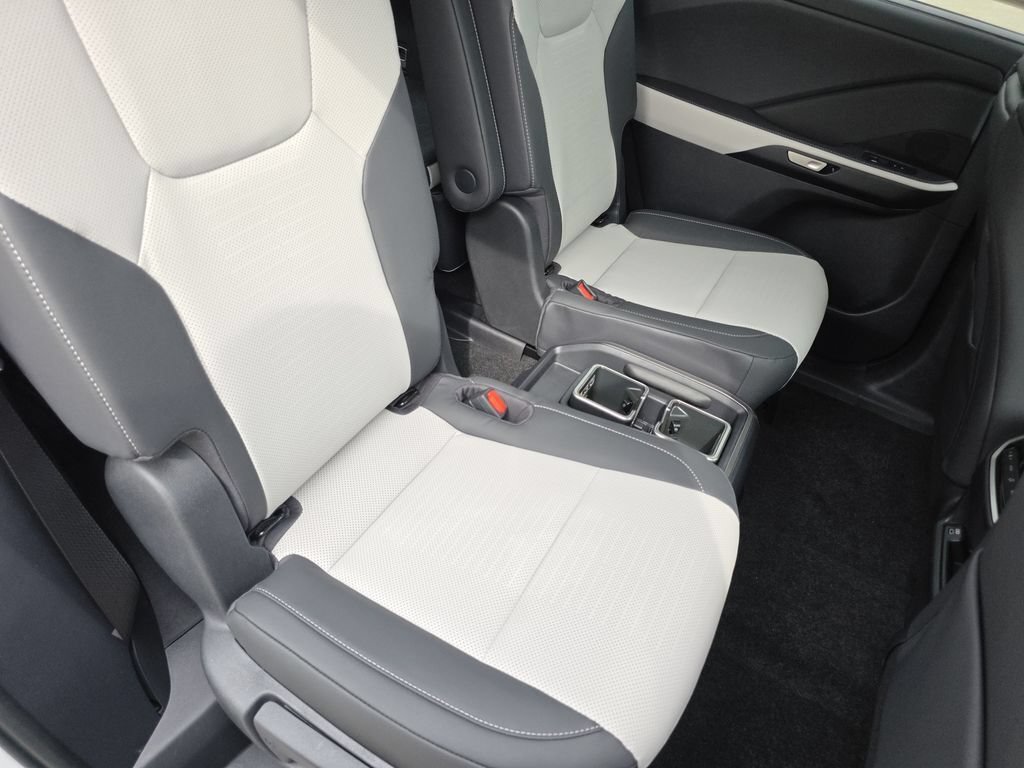 New 2026 Lexus TX 500h AWD image 29