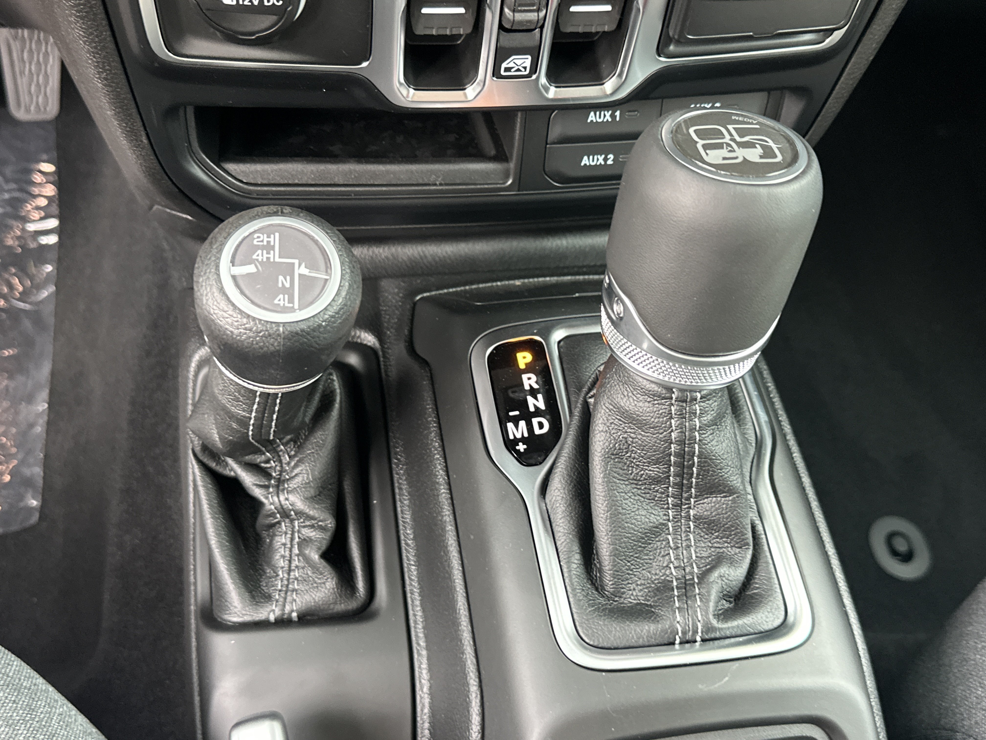 New 2026 Jeep Gladiator Sport AWD/4WD image 4