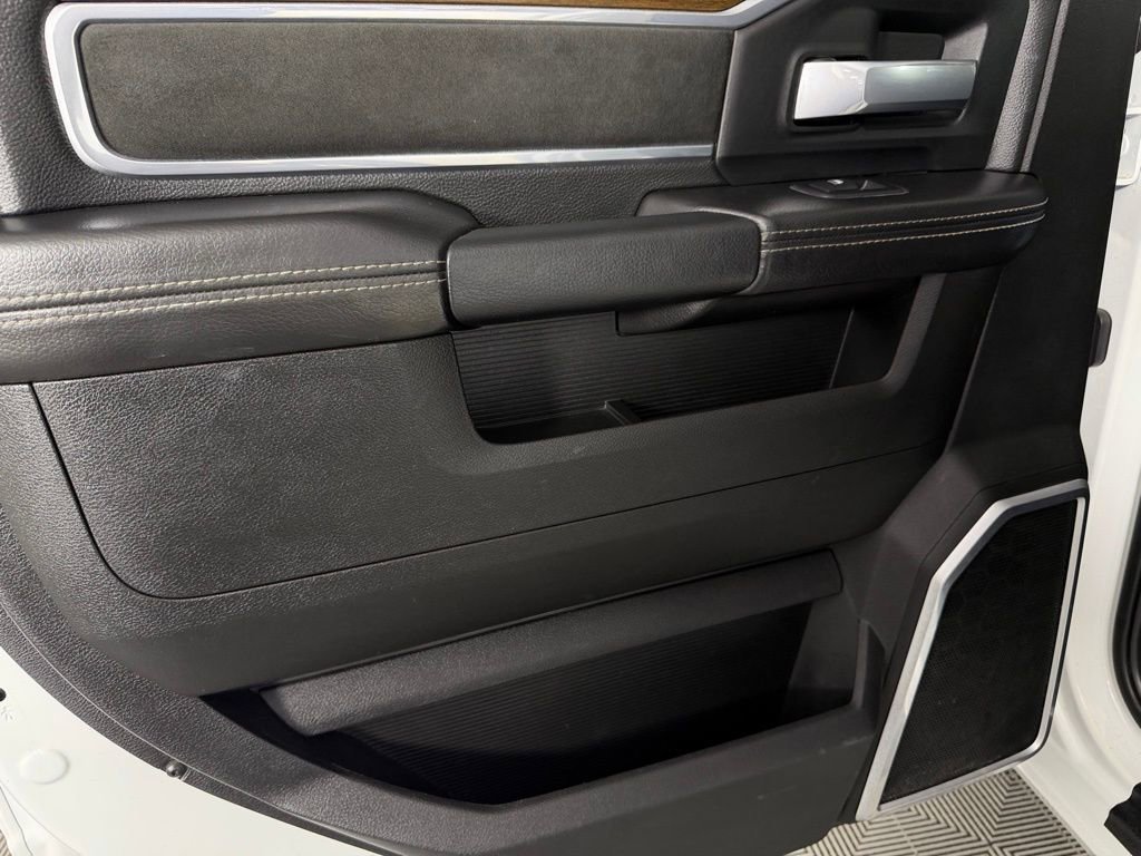 Used 2024 RAM 2500 Laramie image 29