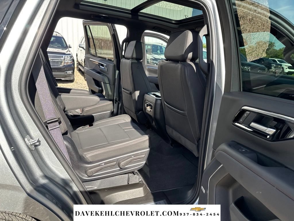 Used 2025 Chevrolet Tahoe RST w/ Comfort Package AWD/4WD image 31