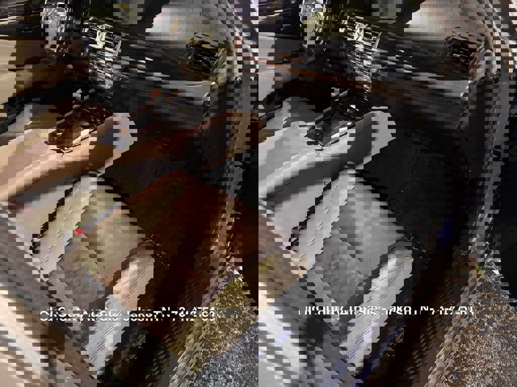 Used 2014 Lexus LS 460 image 14