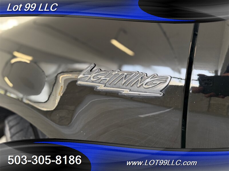Used 2001 Ford F150 Lightning RWD image 4