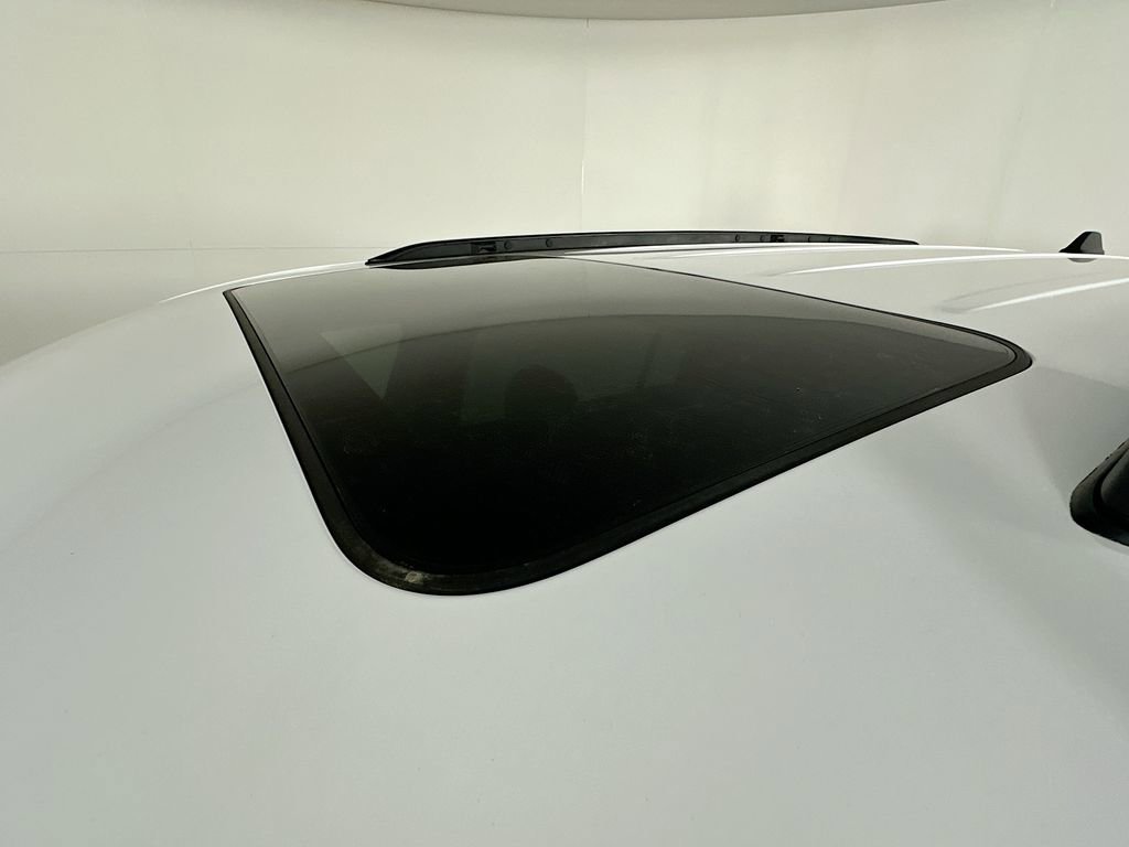 New 2025 Jeep Grand Cherokee L Altitude image 28