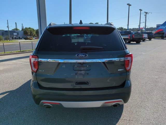 Used 2016 Ford Explorer XLT w/ Equipment Group 202A AWD/4WD image 5