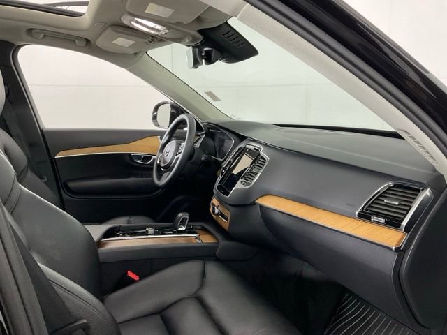 Certified 2023 Volvo XC90 B6 Plus w/ Protection Package Premier image 31