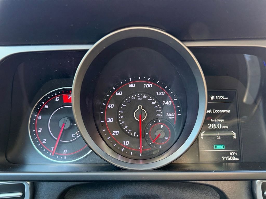 Used 2023 Hyundai Elantra SEL image 24