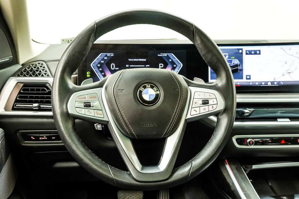 Used 2025 BMW X7 xDrive40i AWD/4WD image 25